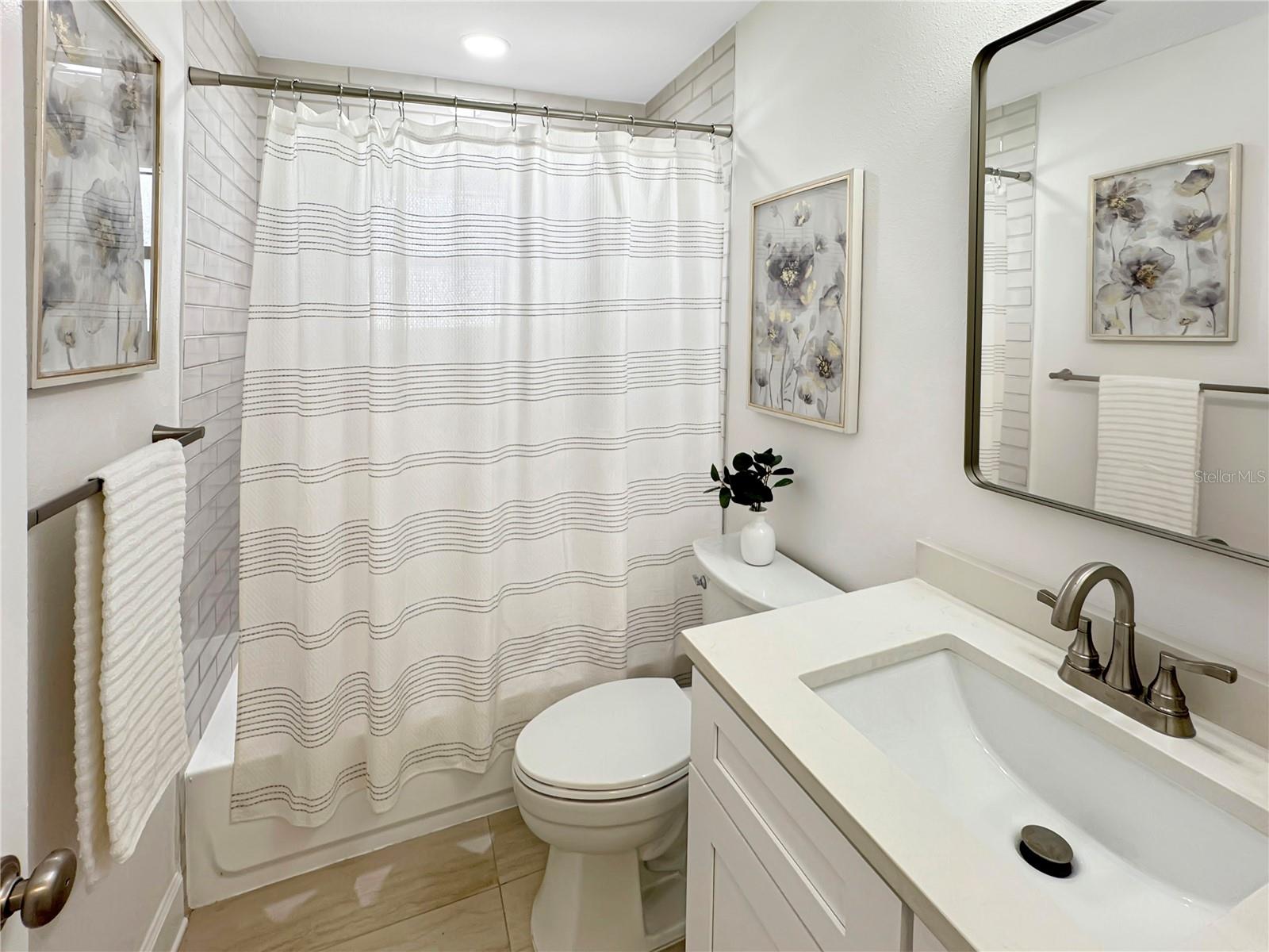 Image 30 of 43 For 9907 Island Harbor Drive