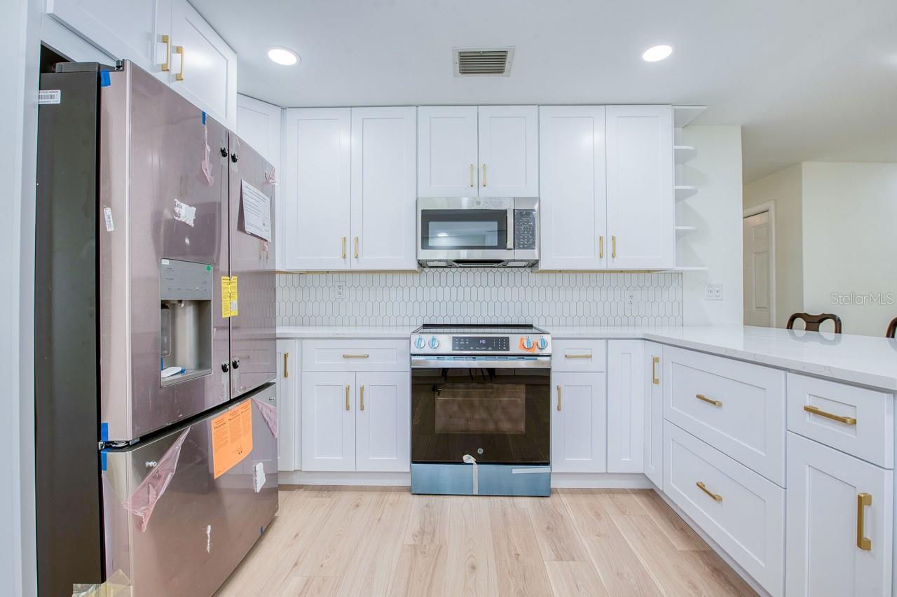 Image 18 of 51 For 2132 Sandpiper Drive