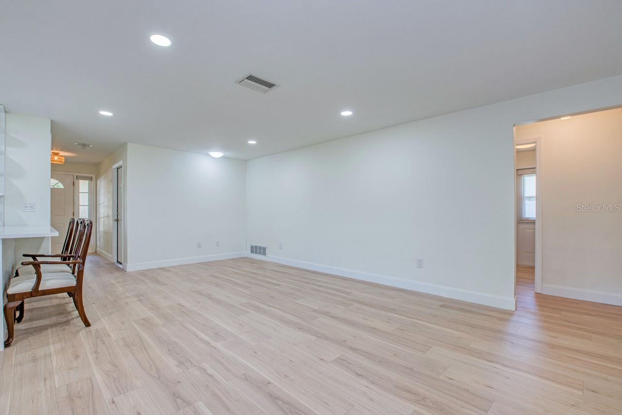 Image 31 of 51 For 2132 Sandpiper Drive