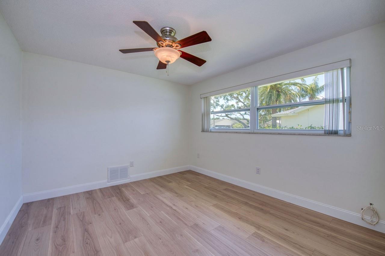 Image 42 of 51 For 2132 Sandpiper Drive