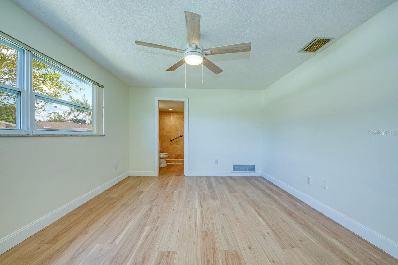 Image 50 of 51 For 2132 Sandpiper Drive