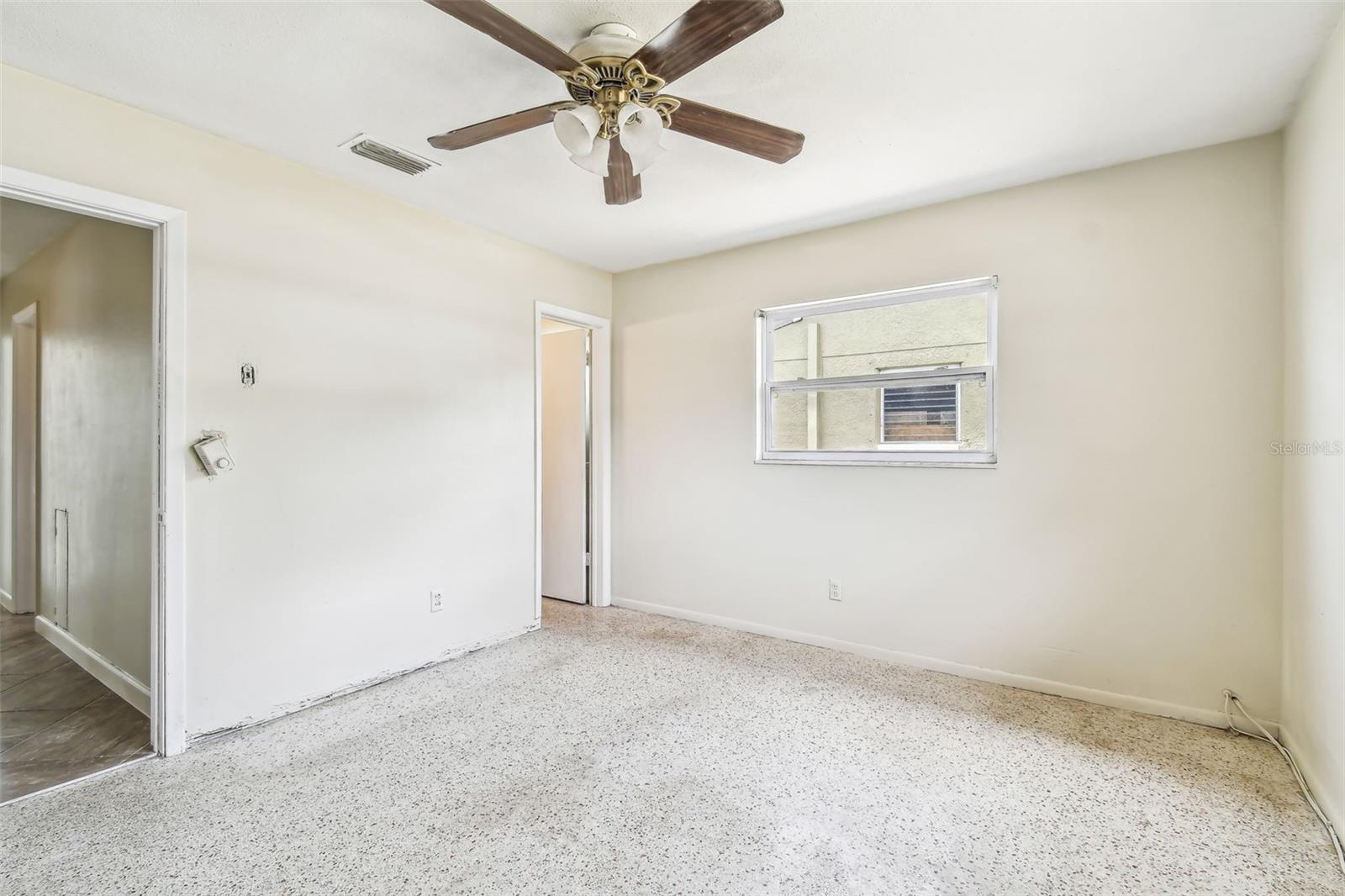 Image 12 of 30 For 11250 108th Ln