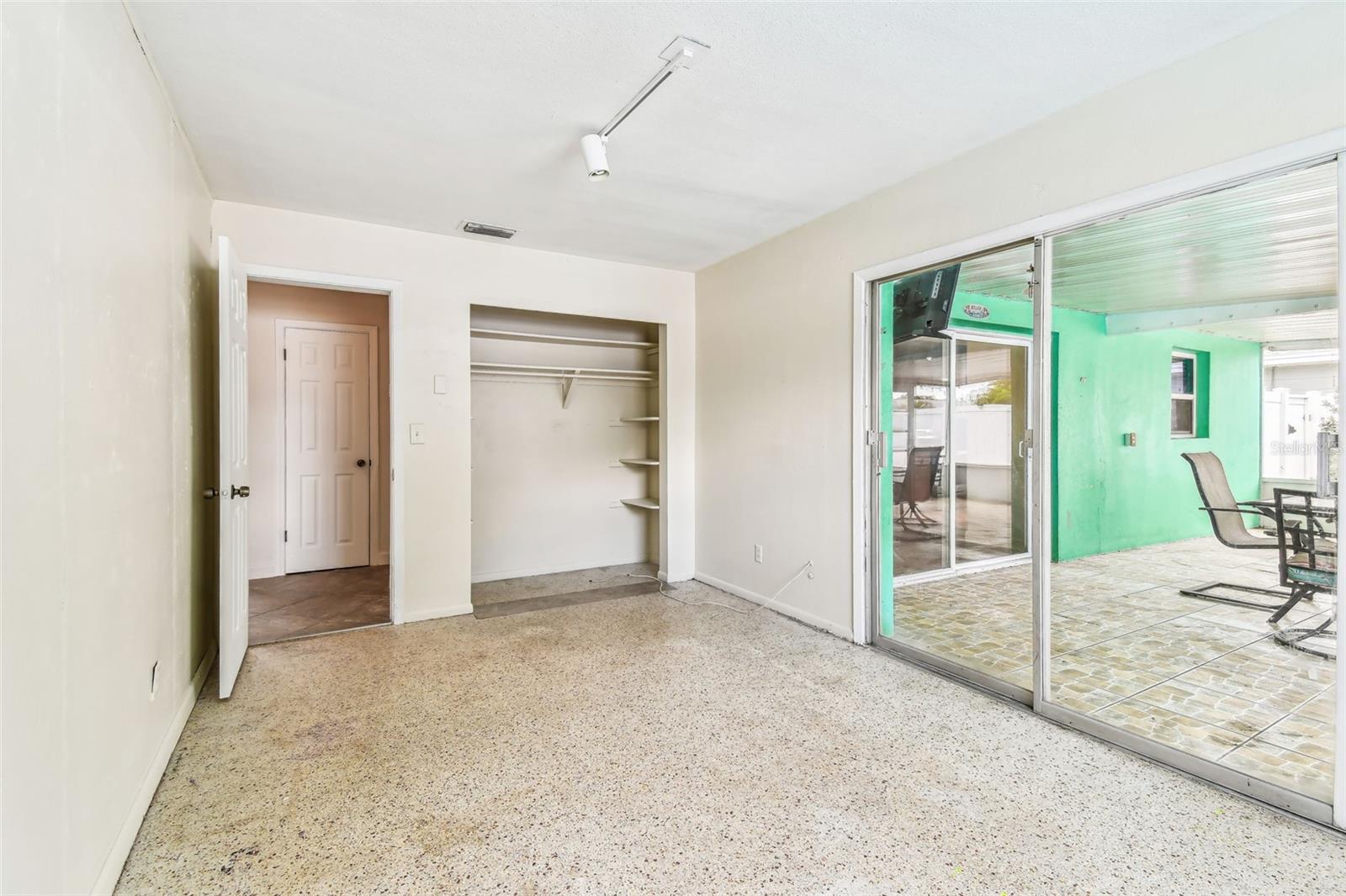 Image 14 of 30 For 11250 108th Ln