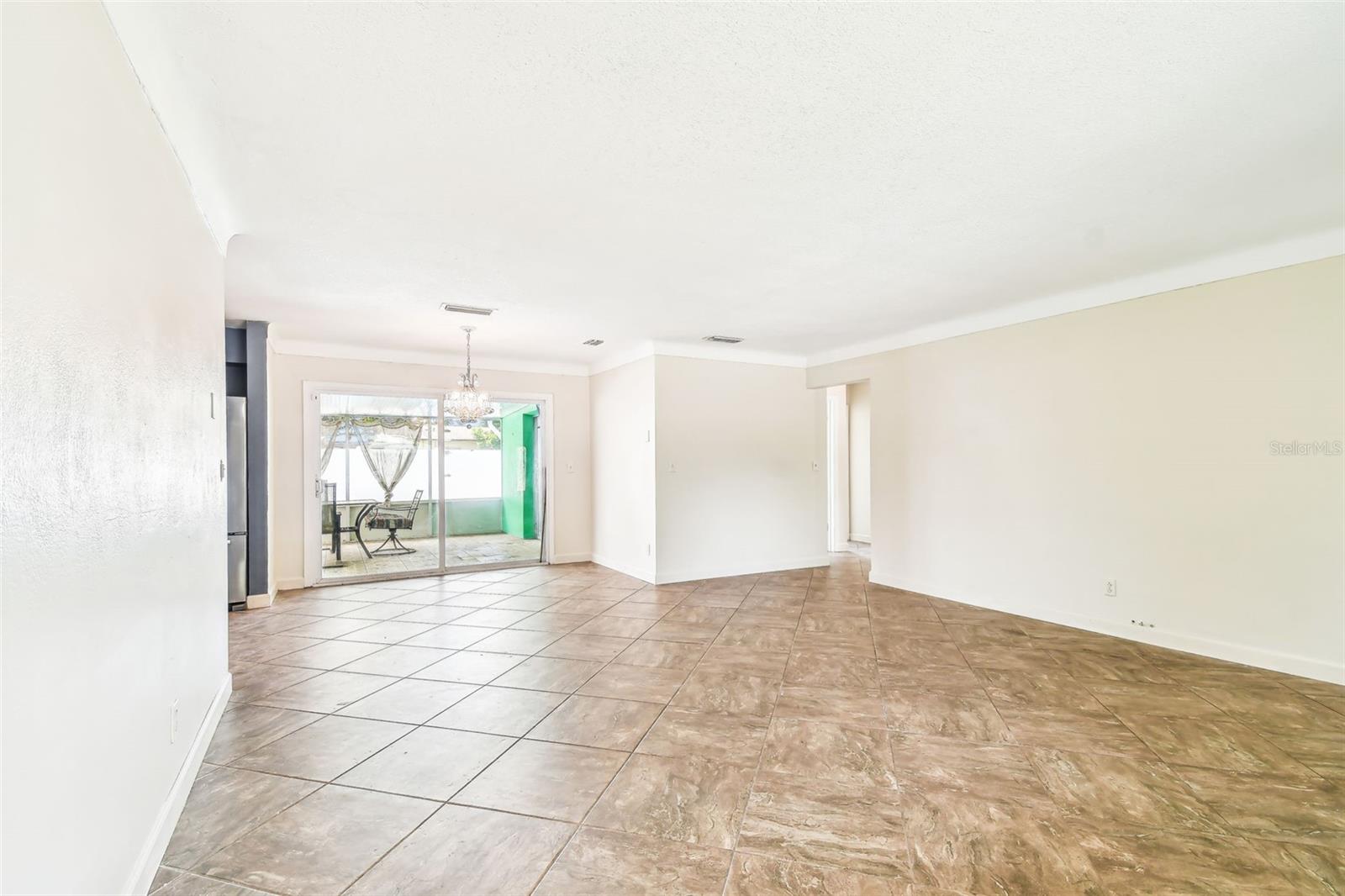 Image 5 of 30 For 11250 108th Ln