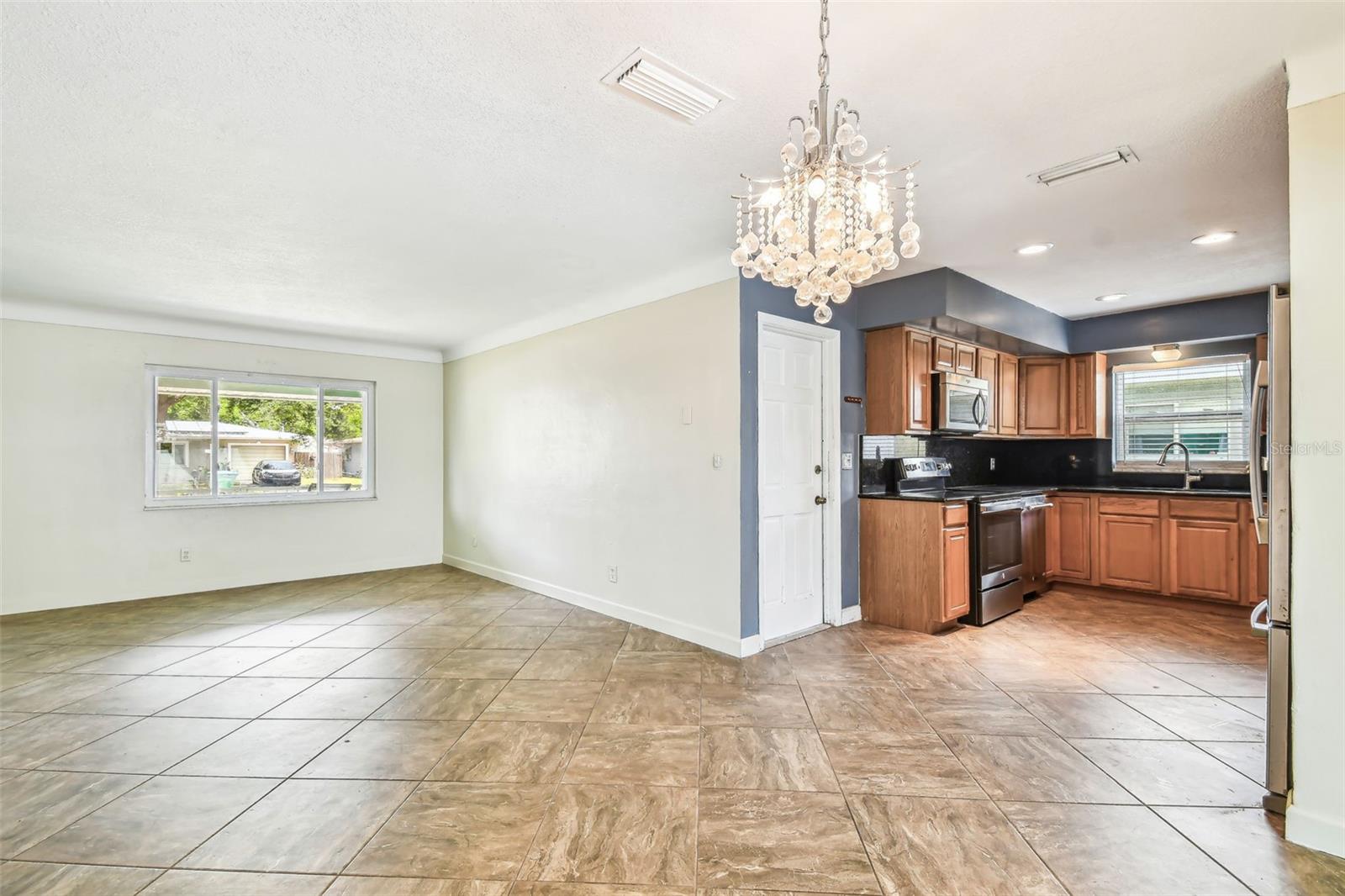 Image 8 of 30 For 11250 108th Ln
