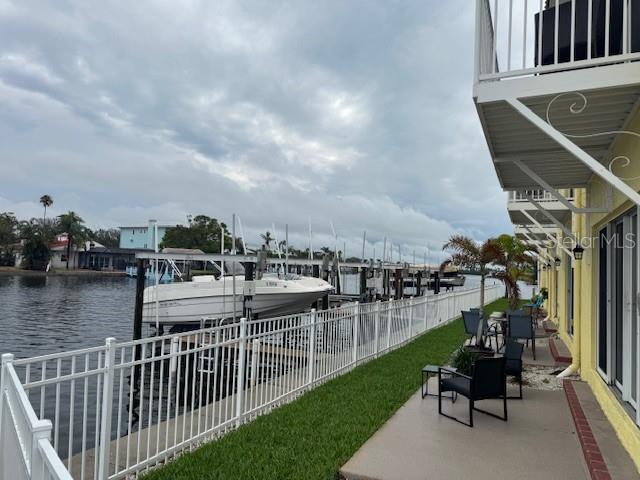 Image 18 of 23 For 4103 Gulf Boulevard 104