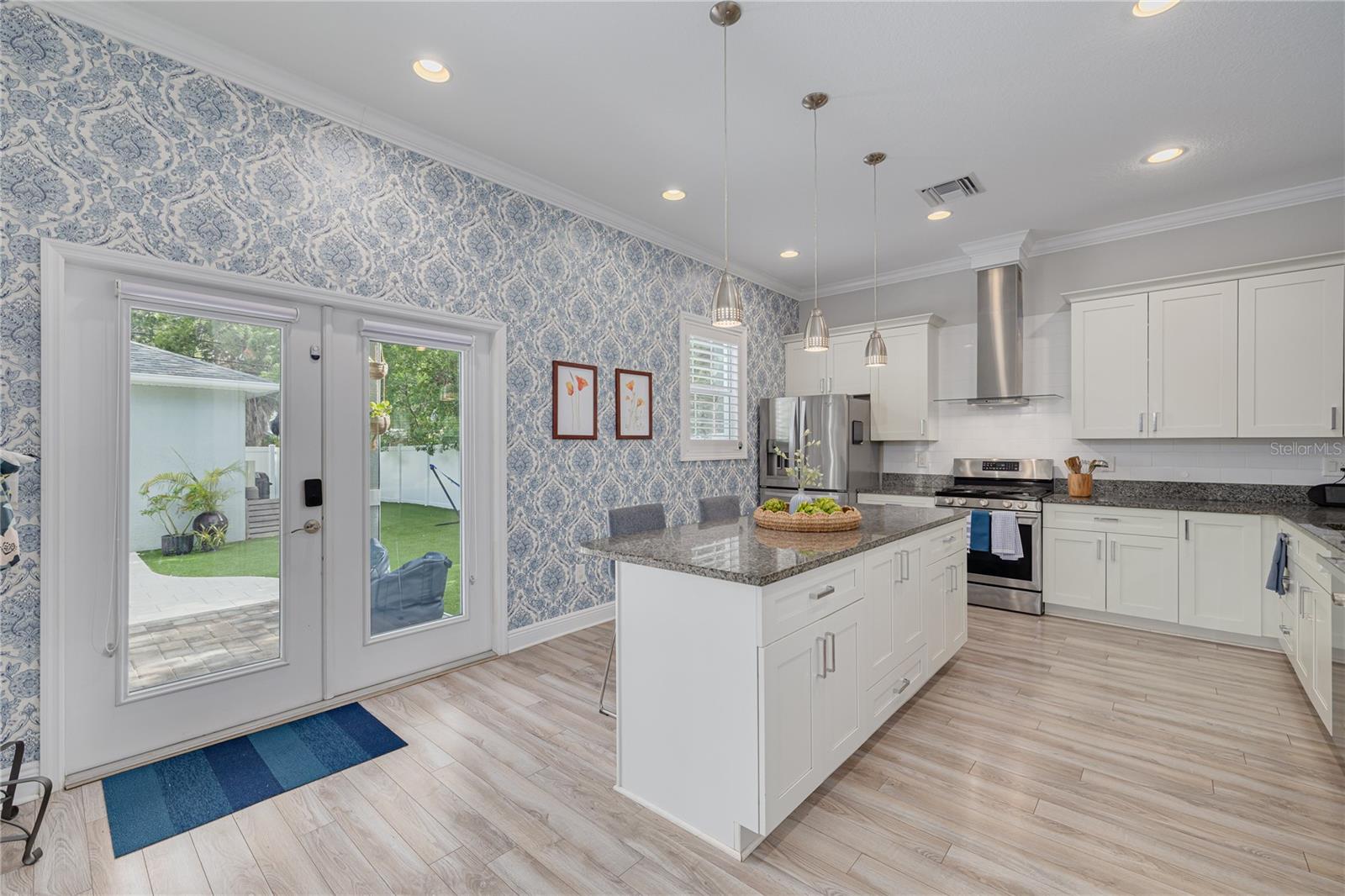 Image 12 of 48 For 795 26th Avenue N