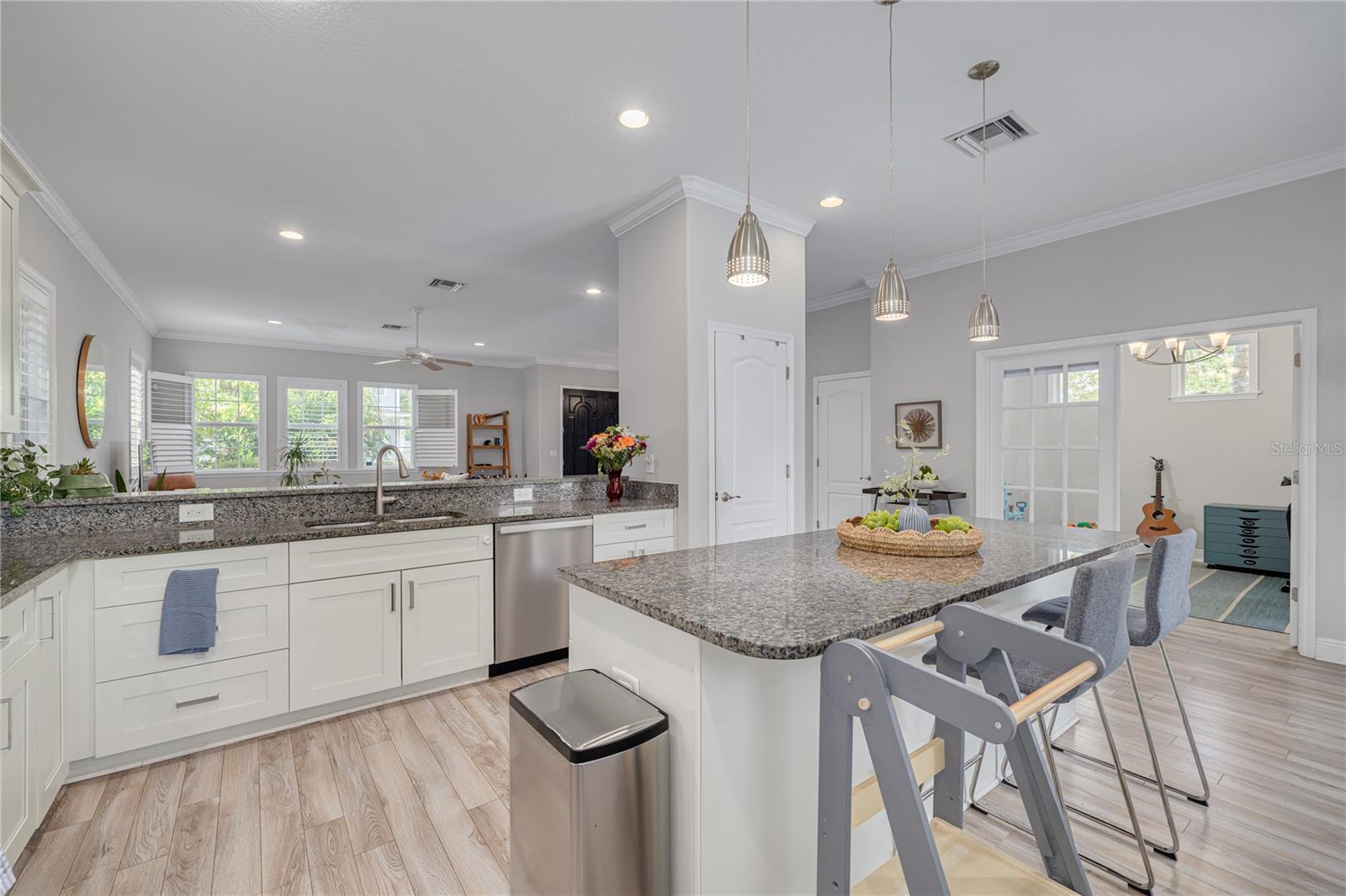 Image 14 of 48 For 795 26th Avenue N
