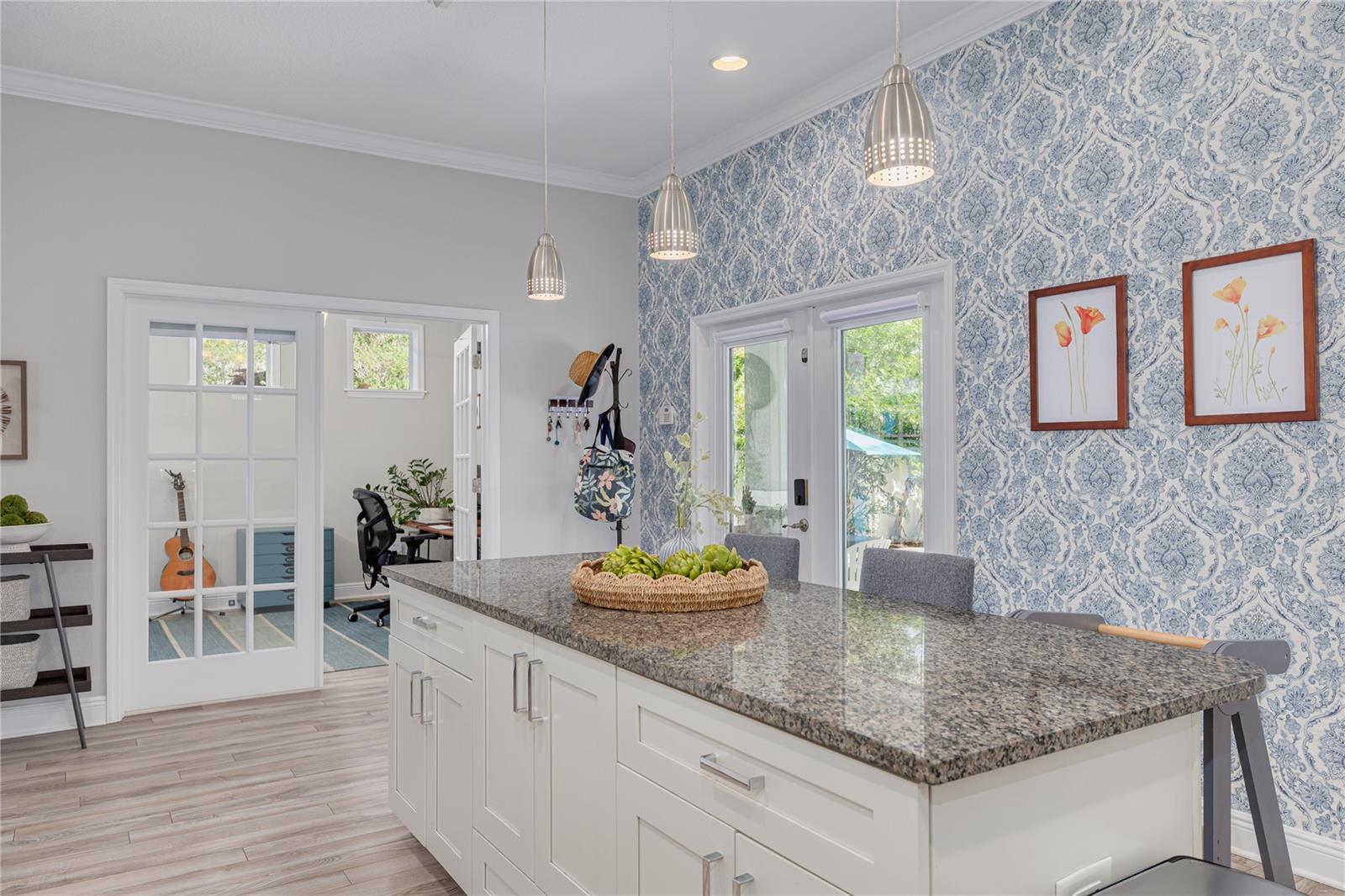 Image 15 of 48 For 795 26th Avenue N