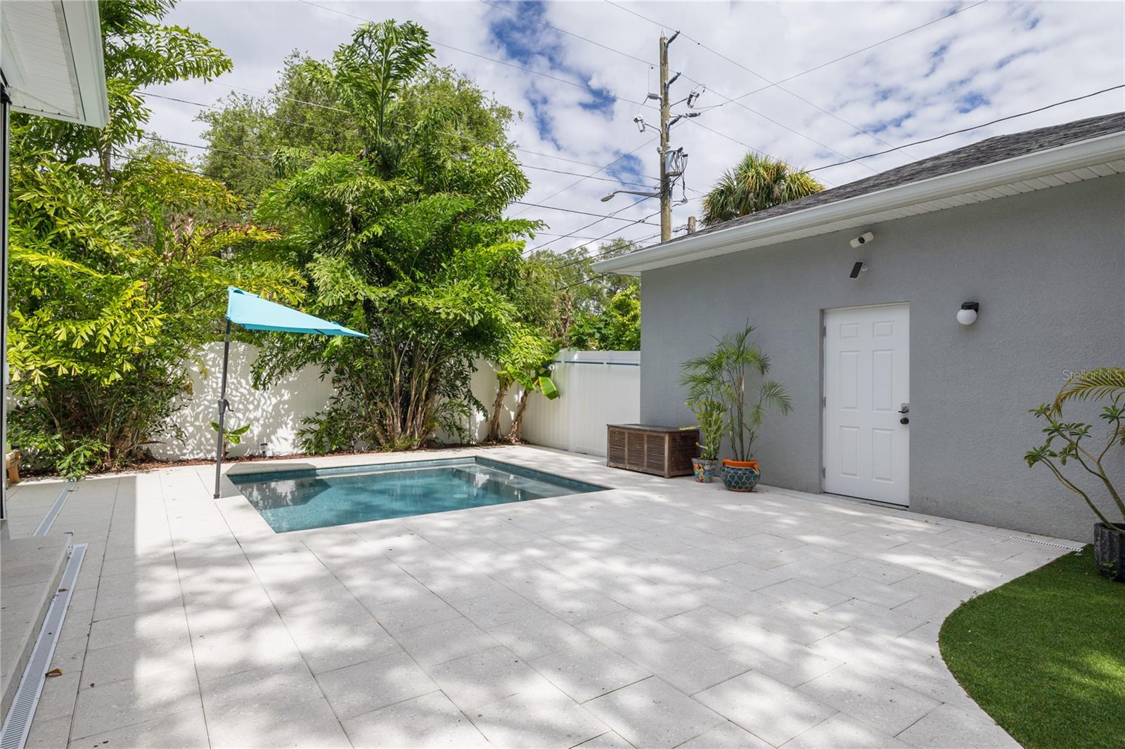 Image 21 of 48 For 795 26th Avenue N