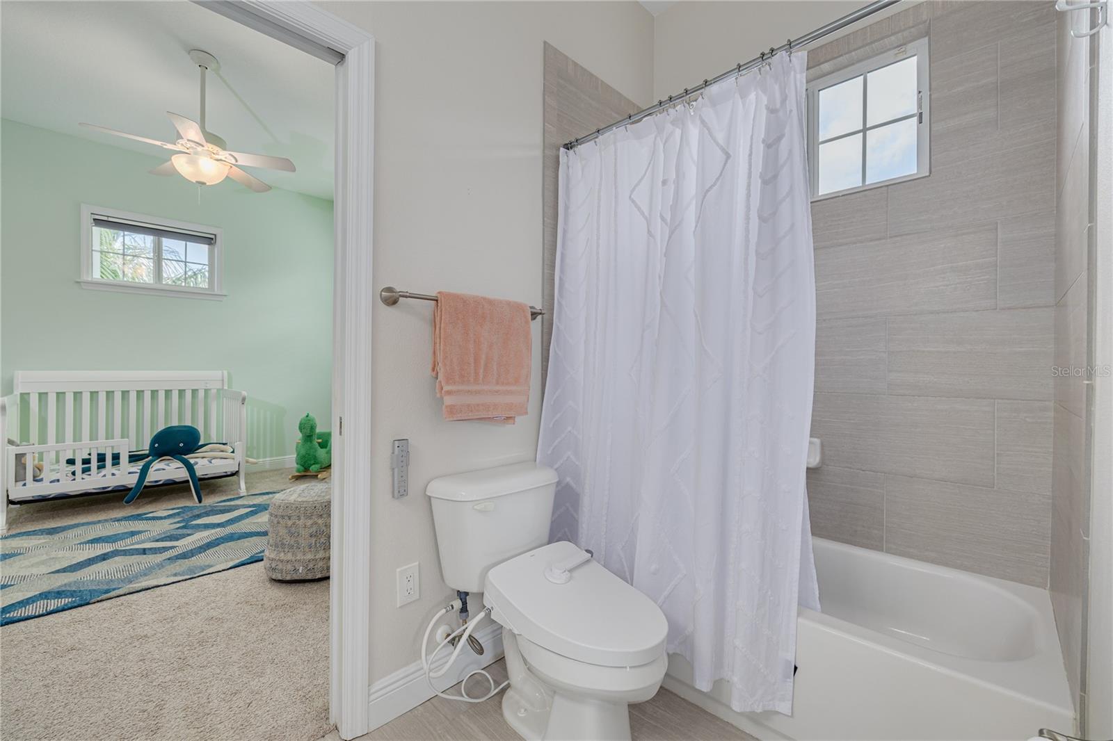 Image 35 of 48 For 795 26th Avenue N