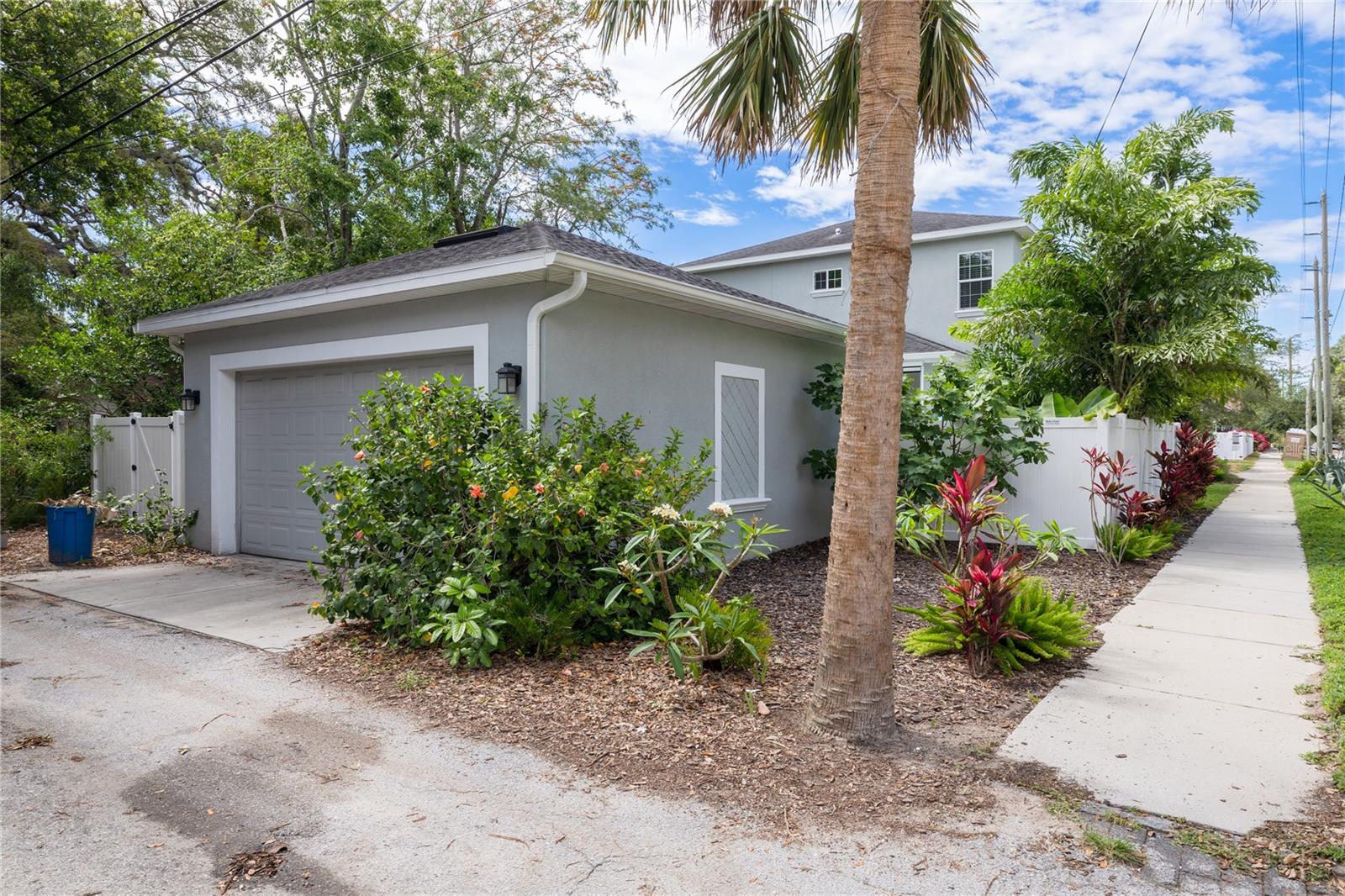 Image 39 of 48 For 795 26th Avenue N