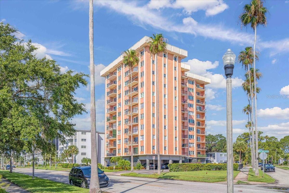 Details for 1120 Shore Drive Ne 802, ST PETERSBURG, FL 33701