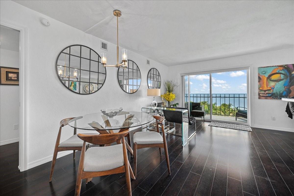 Image 10 of 61 For 1120 Shore Drive Ne 802