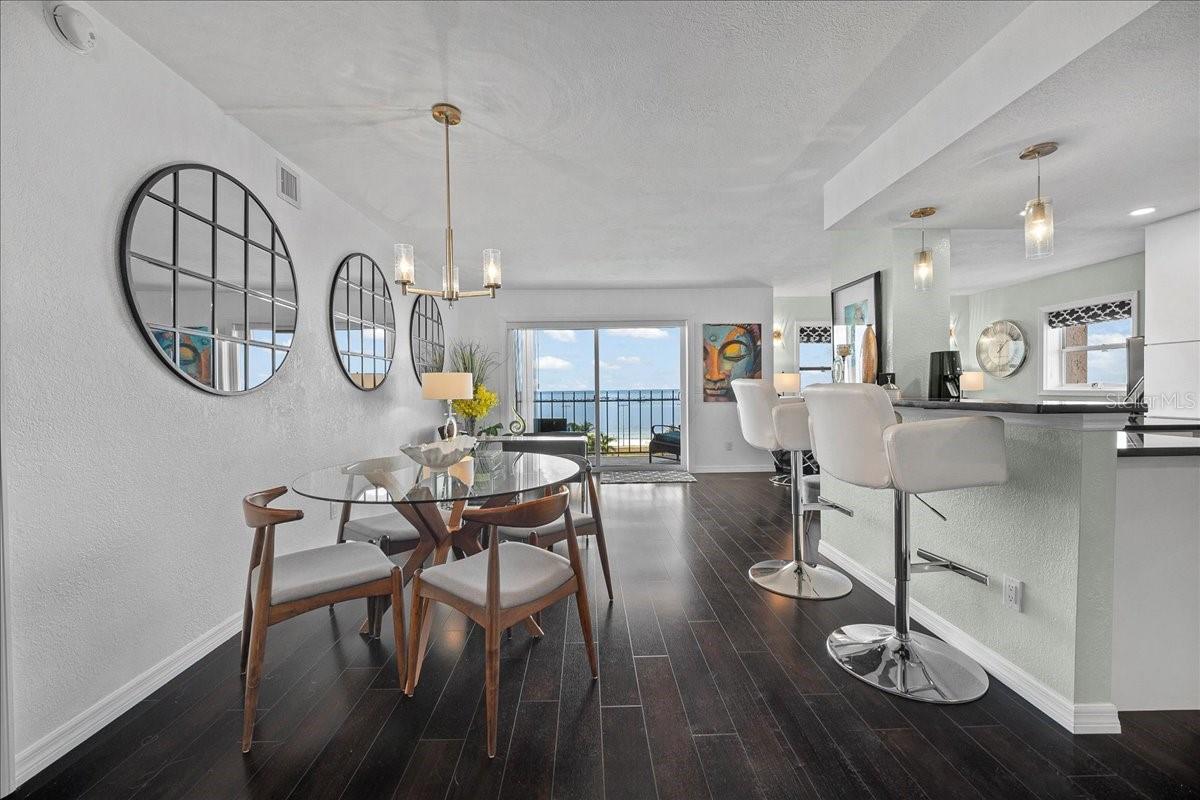 Image 7 of 61 For 1120 Shore Drive Ne 802