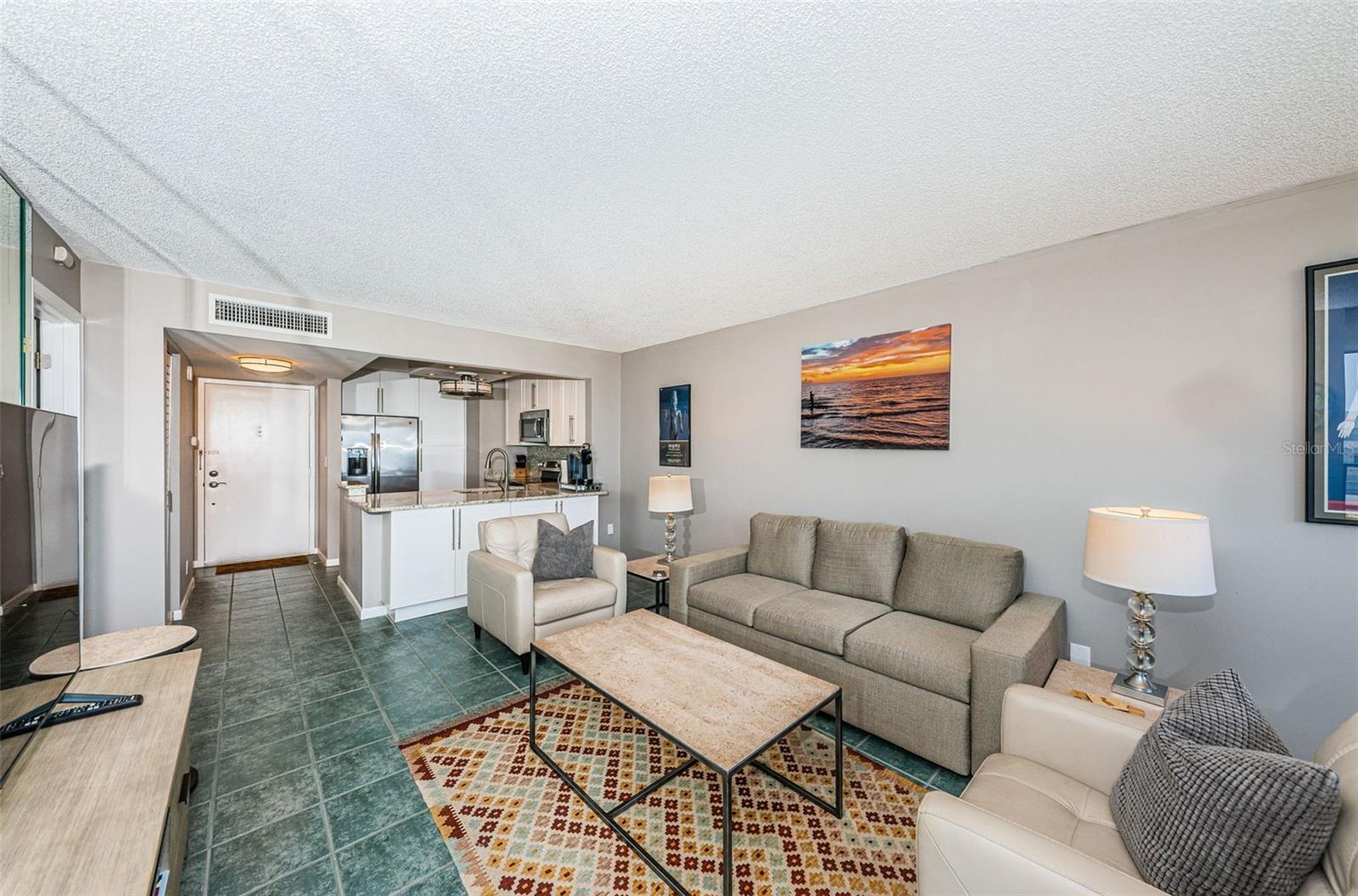 Listing photo id 32 for 6104 Palma Del Mar Boulevard S 605
