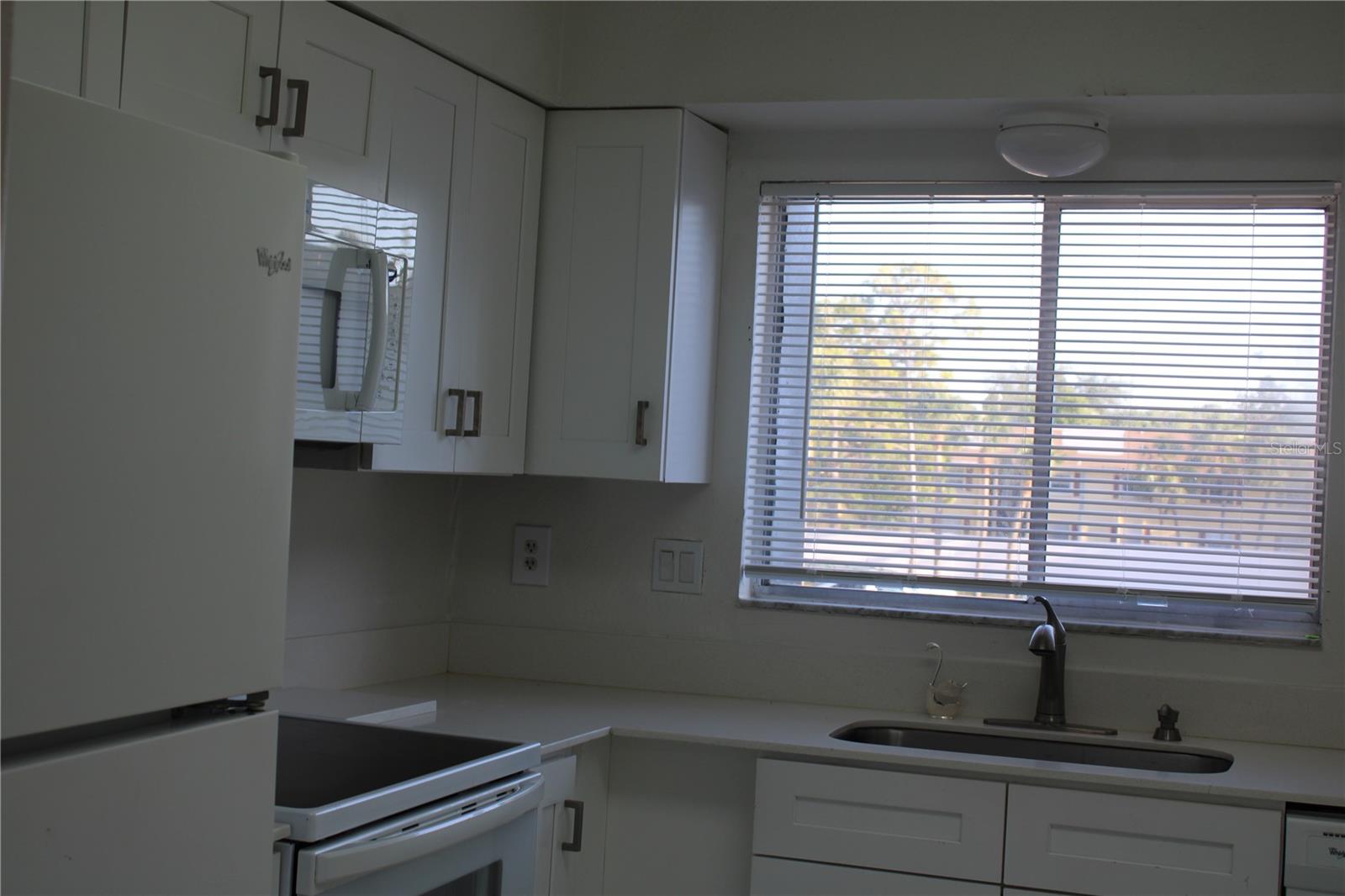 Image 2 of 36 For 7927 Kosi Palm Place 201