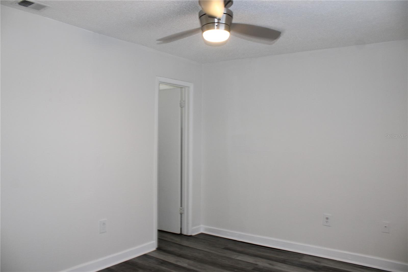 Image 9 of 36 For 7927 Kosi Palm Place 201