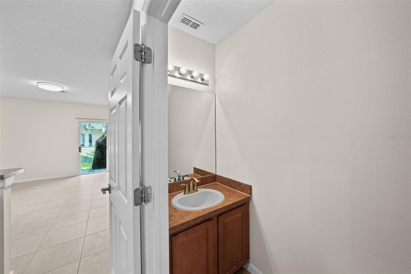 Image 9 of 31 For 5852 Nature Terrace Cove