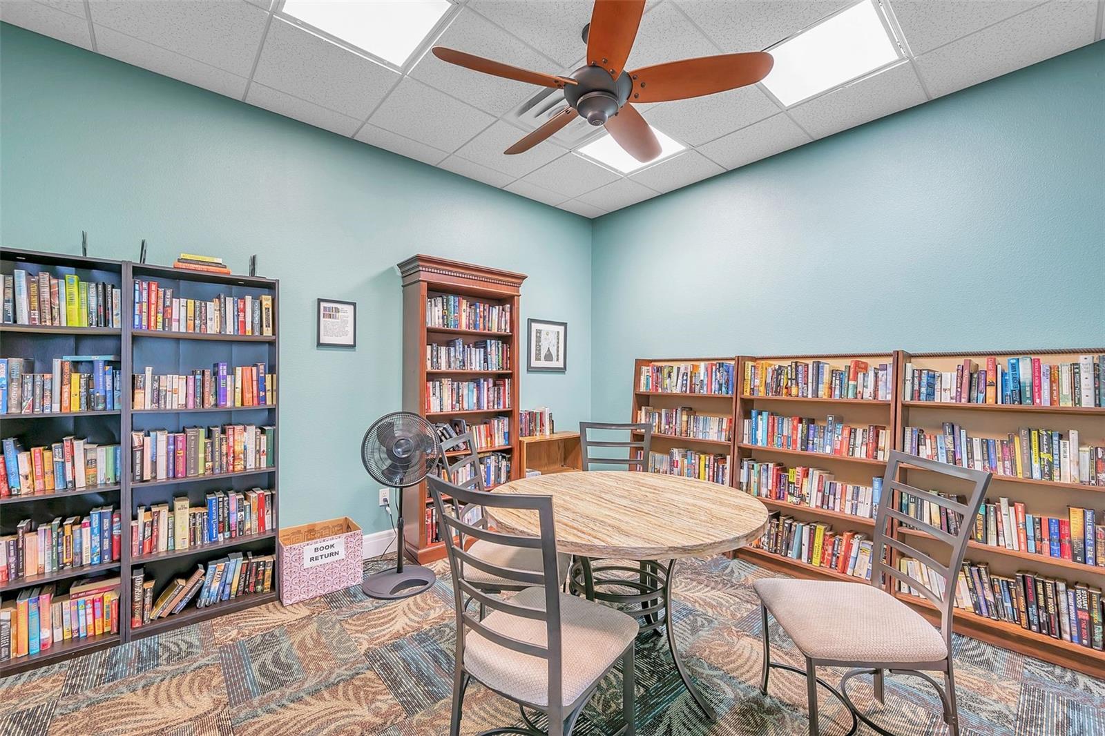 Image 61 of 74 For 5260 Coquina Key Drive Se C