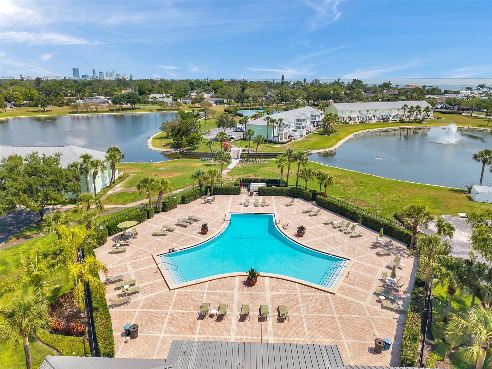 Image 67 of 74 For 5260 Coquina Key Drive Se C
