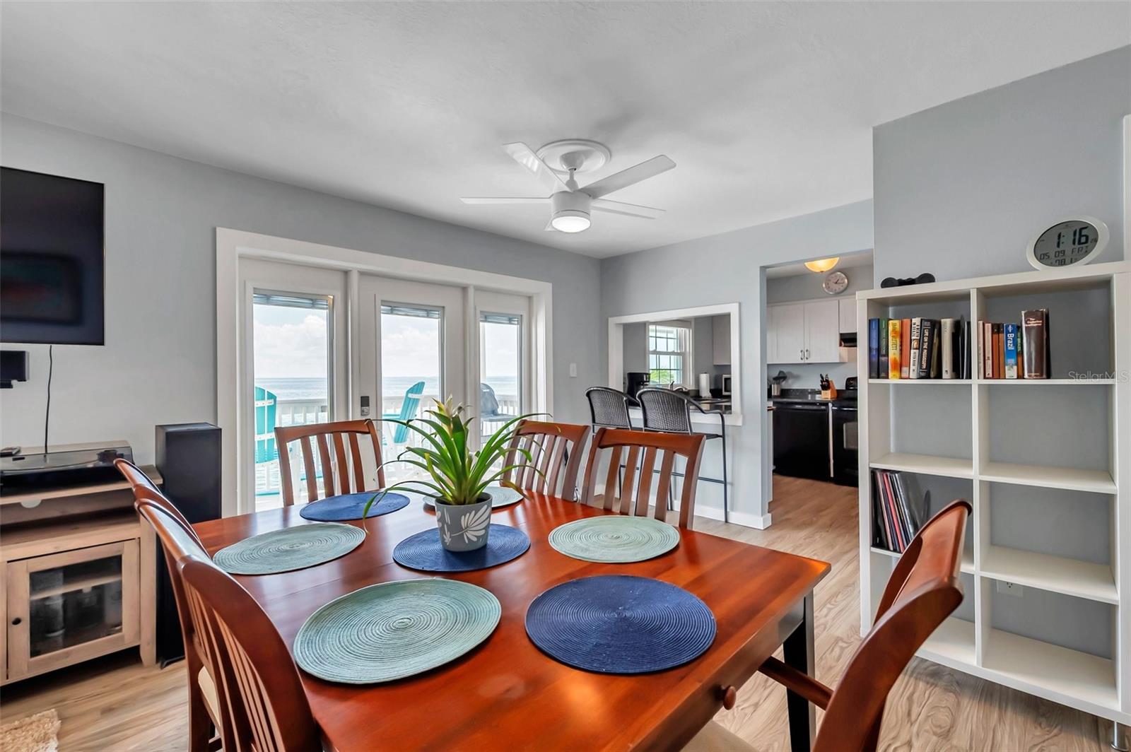 Image 7 of 74 For 5260 Coquina Key Drive Se C