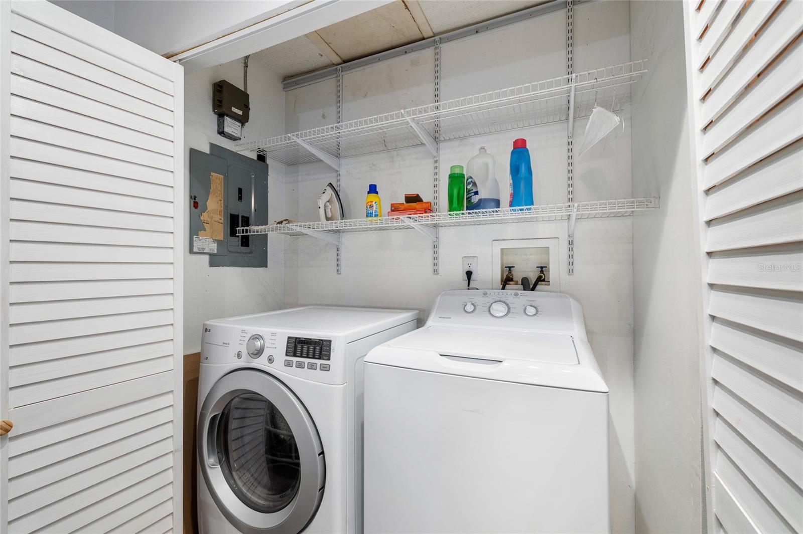 Image 12 of 40 For 2807 Northcote Drive