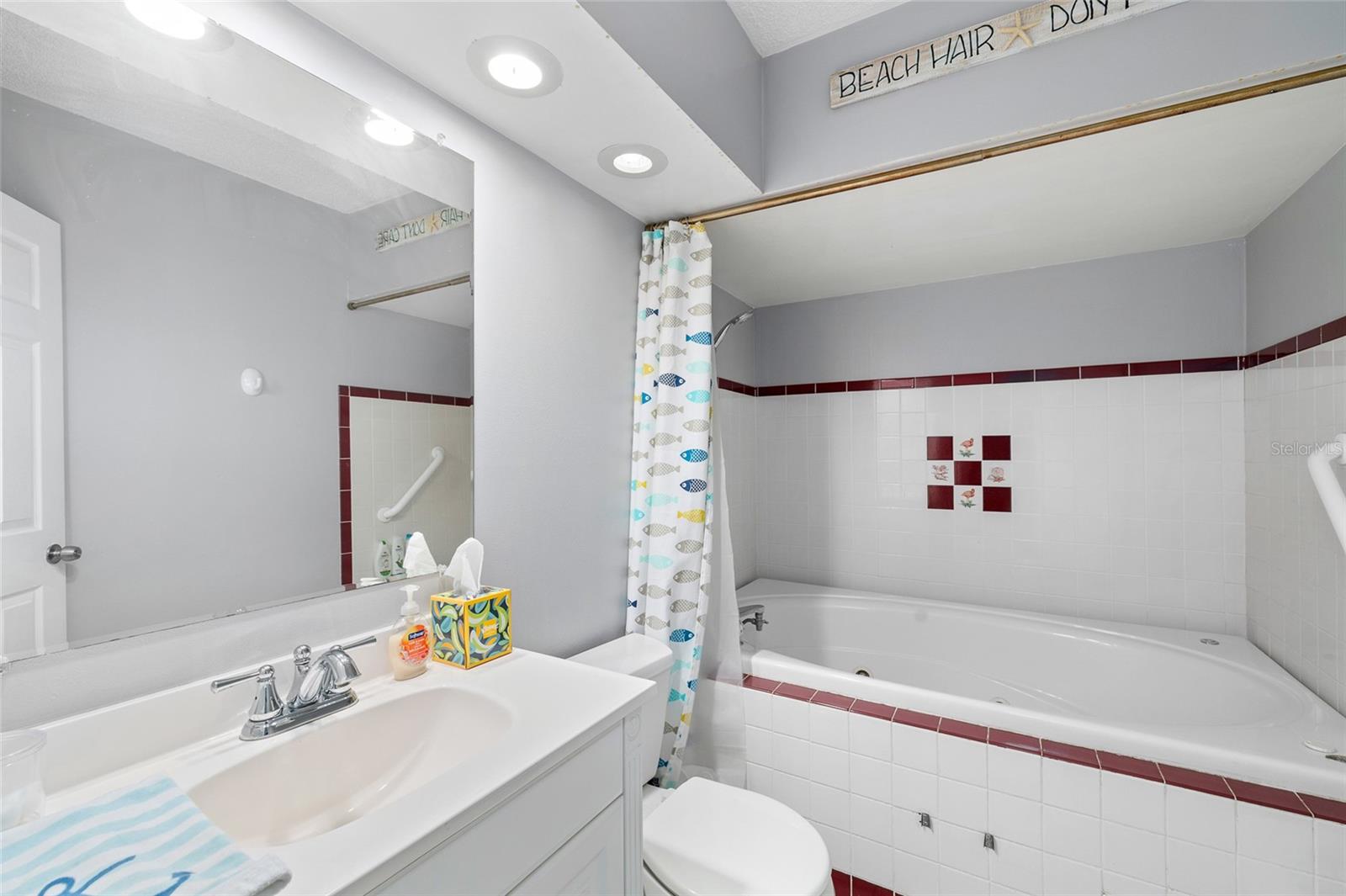 Image 20 of 40 For 2807 Northcote Drive