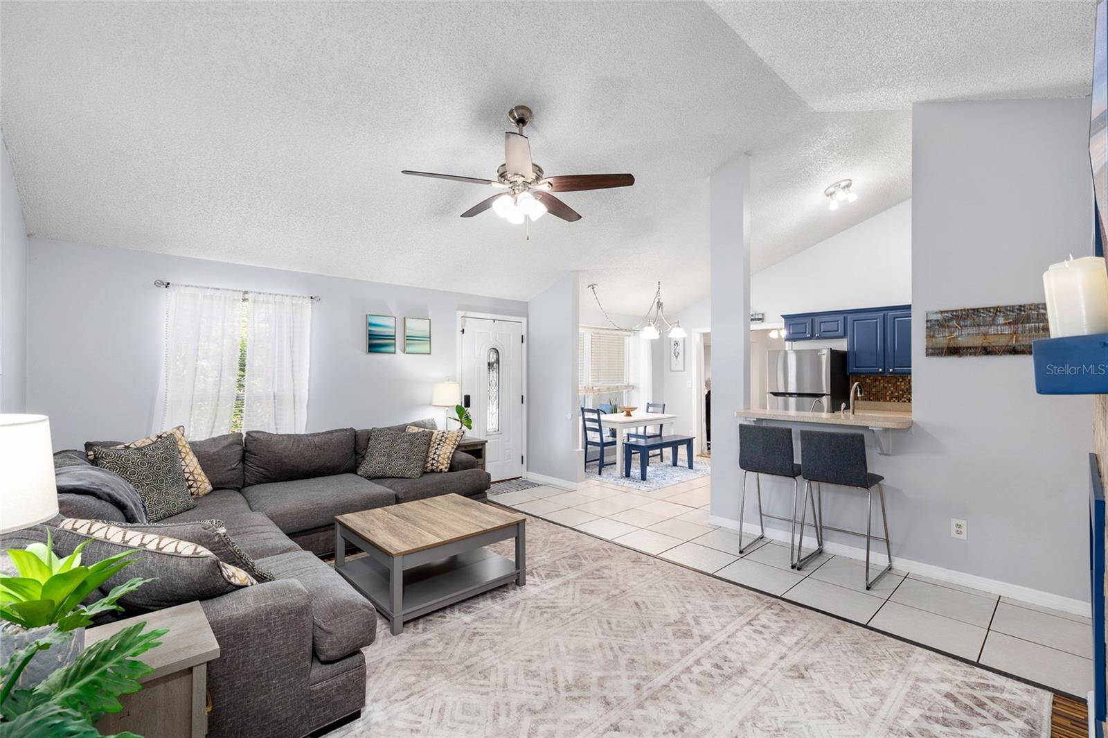 Image 6 of 40 For 2807 Northcote Drive