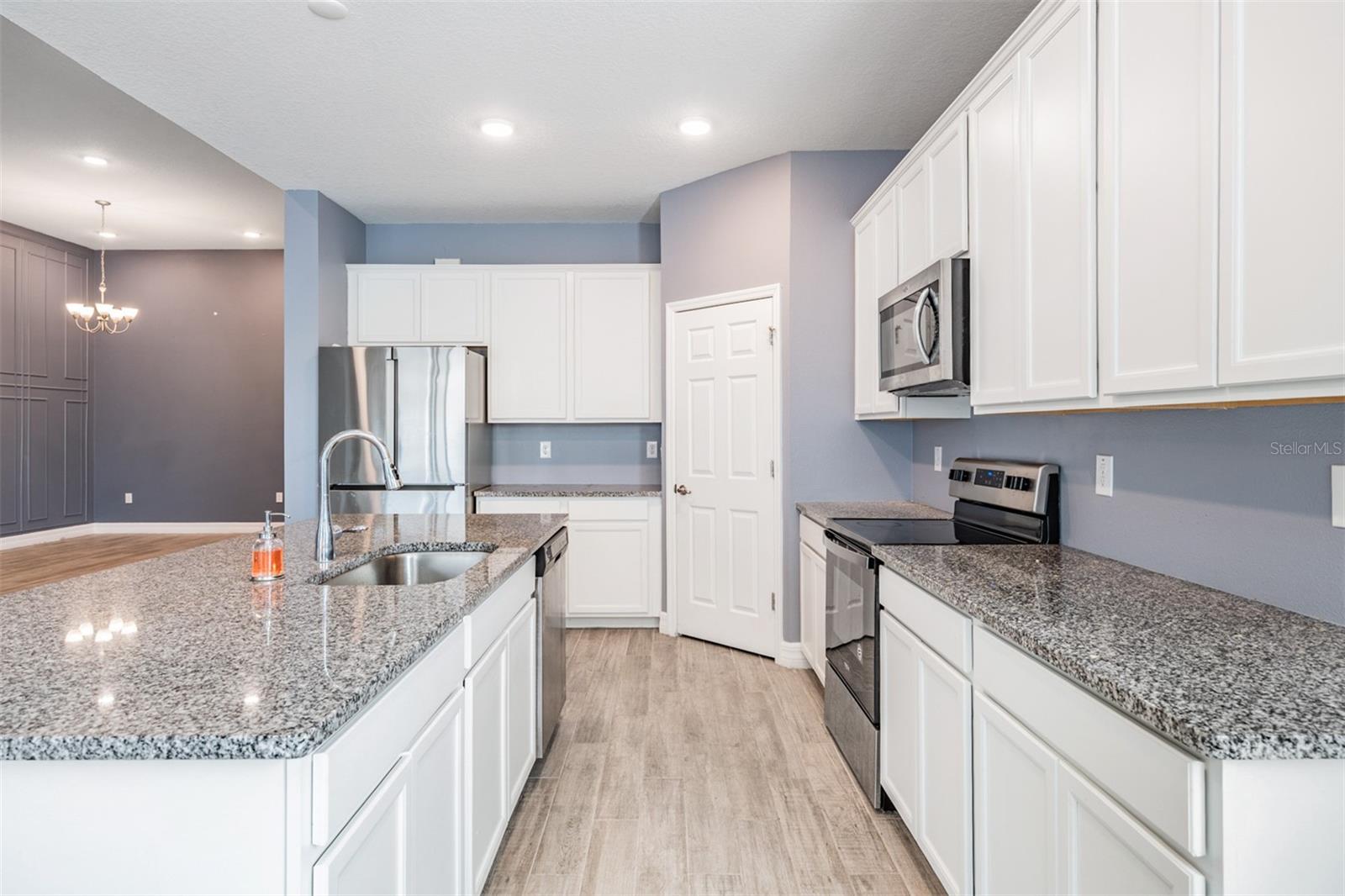 Image 14 of 30 For 12420 Brick Cobblestone Drive
