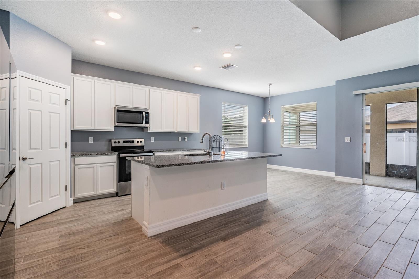 Image 15 of 30 For 12420 Brick Cobblestone Drive