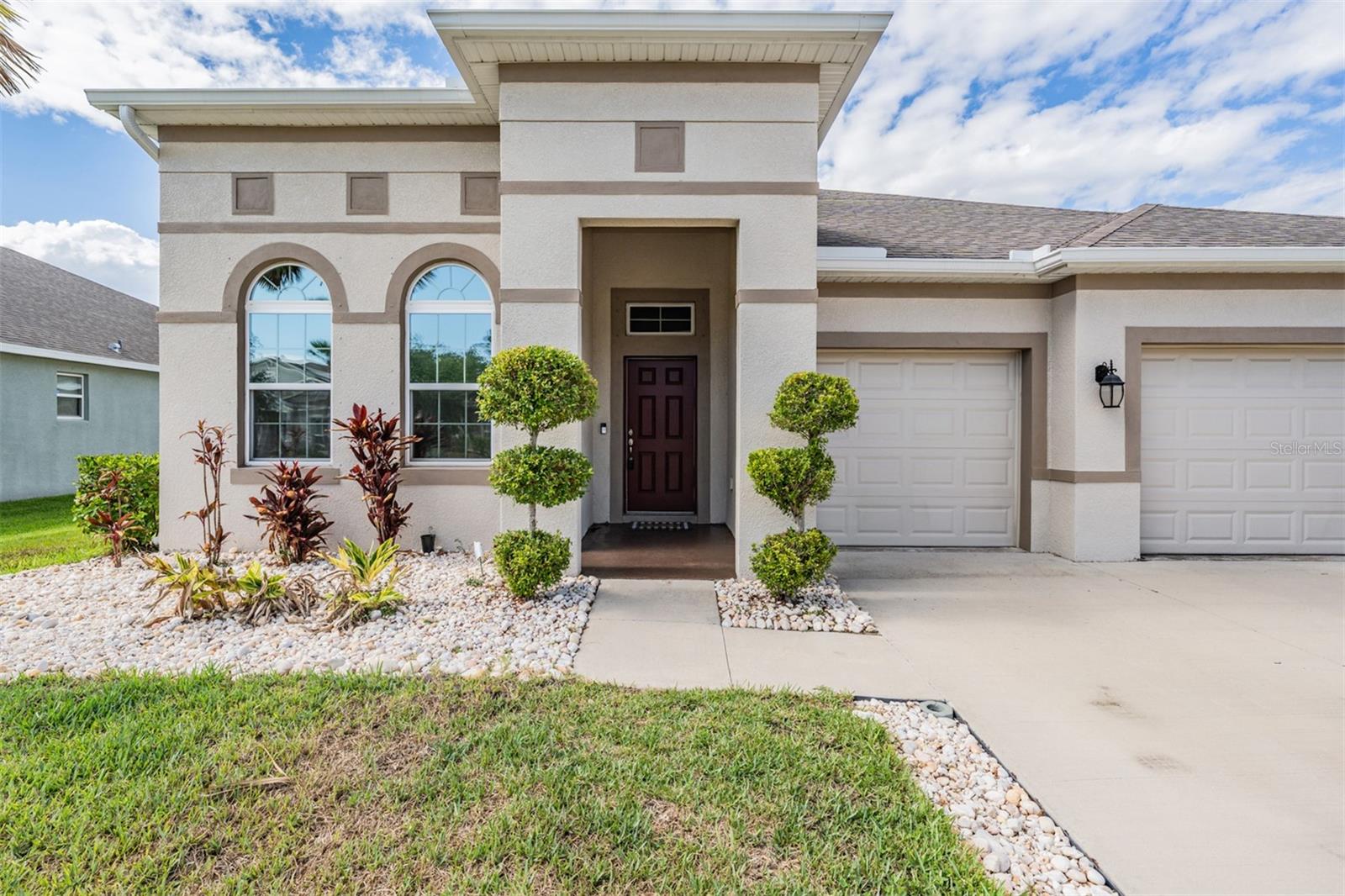 Image 5 of 30 For 12420 Brick Cobblestone Drive