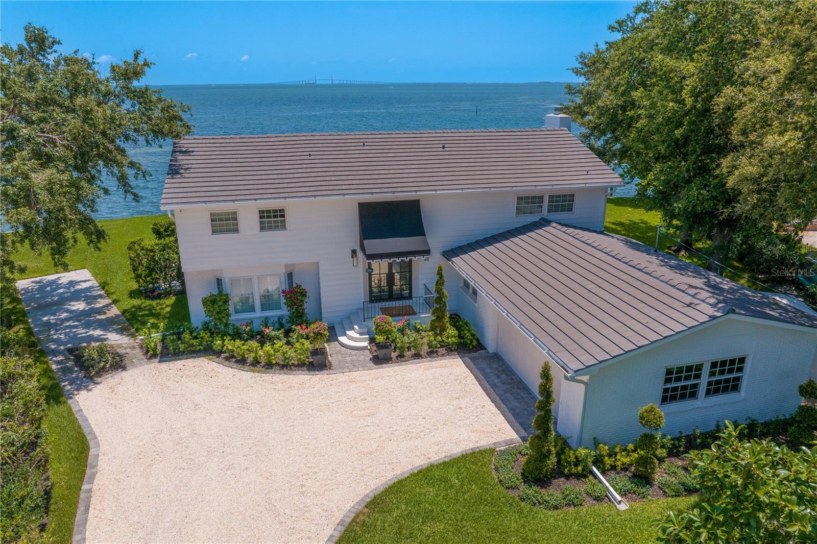 Details for 218 Colony Point Road S, ST PETERSBURG, FL 33705
