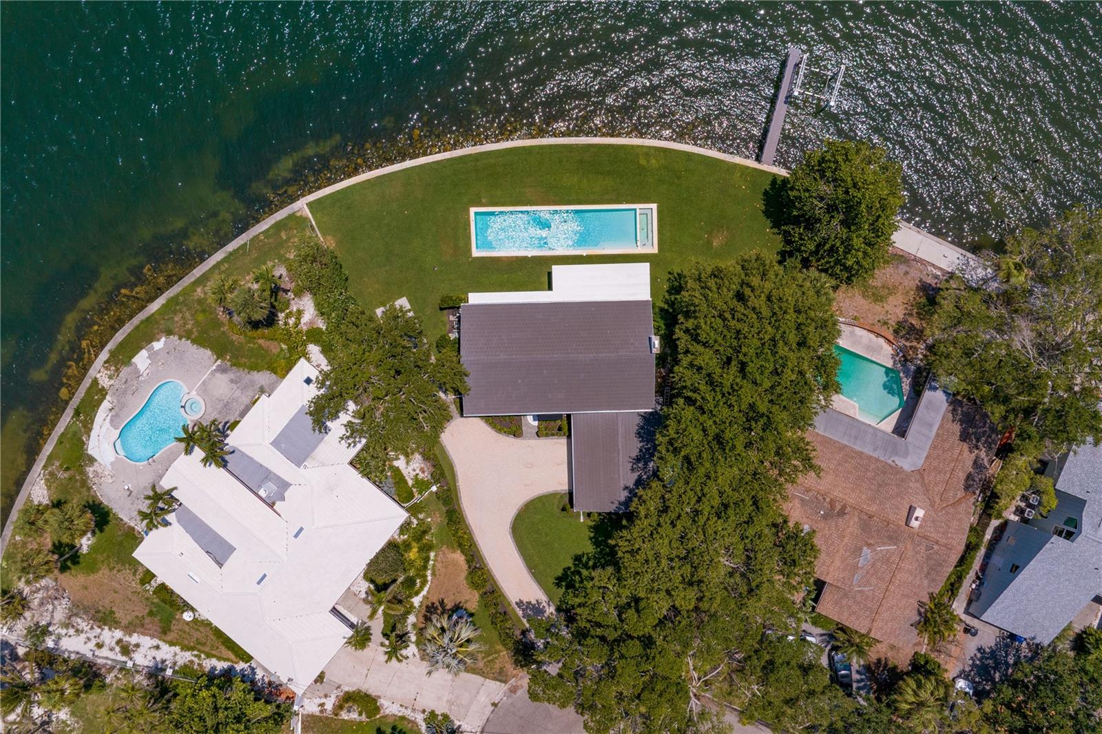 Image 70 of 71 For 218 Colony Point Road S