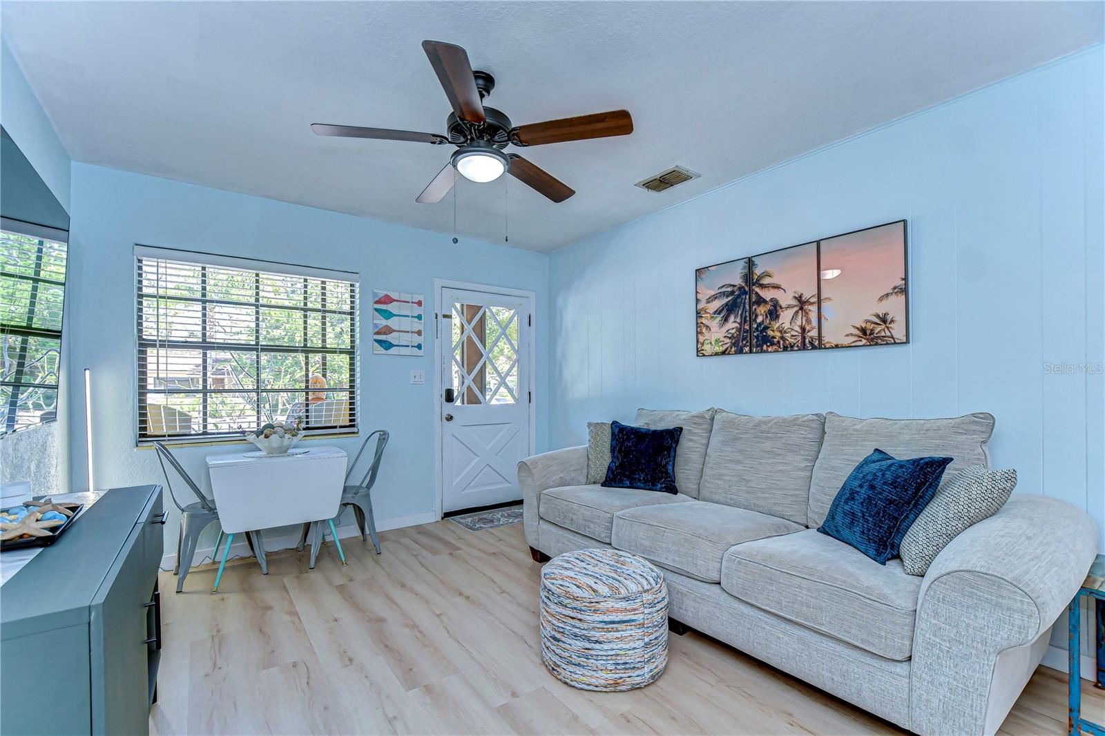 Image 7 of 22 For 6 Bayou Lane