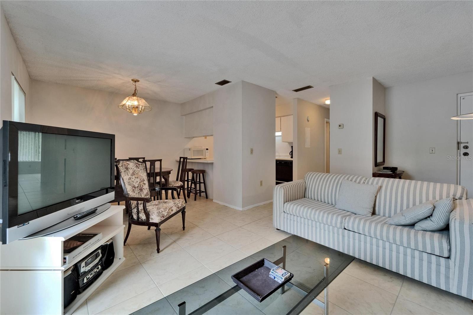 Image 18 of 76 For 4215 Bay Drive 1005d