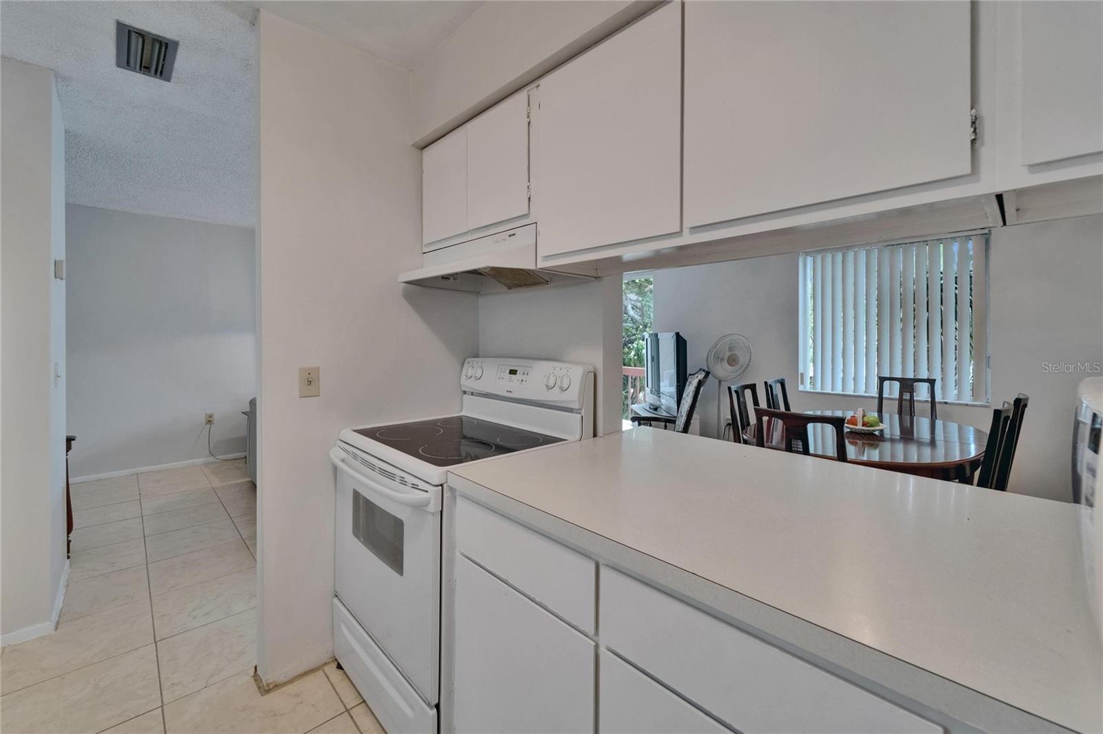 Image 28 of 76 For 4215 Bay Drive 1005d