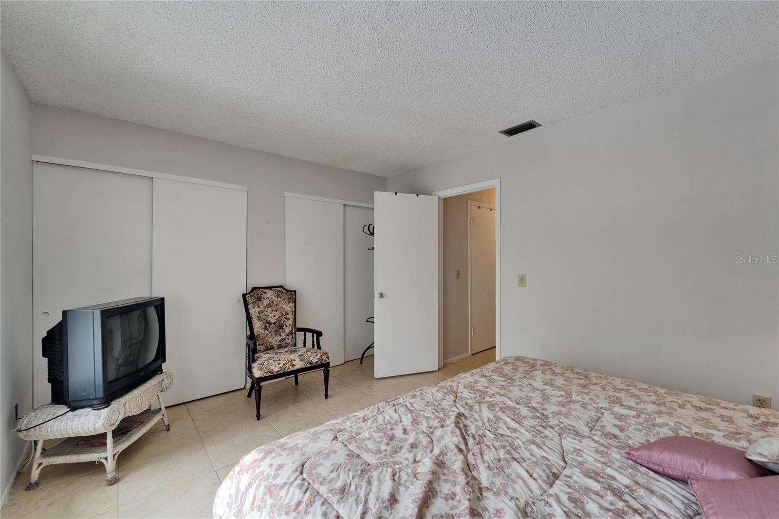 Image 34 of 76 For 4215 Bay Drive 1005d