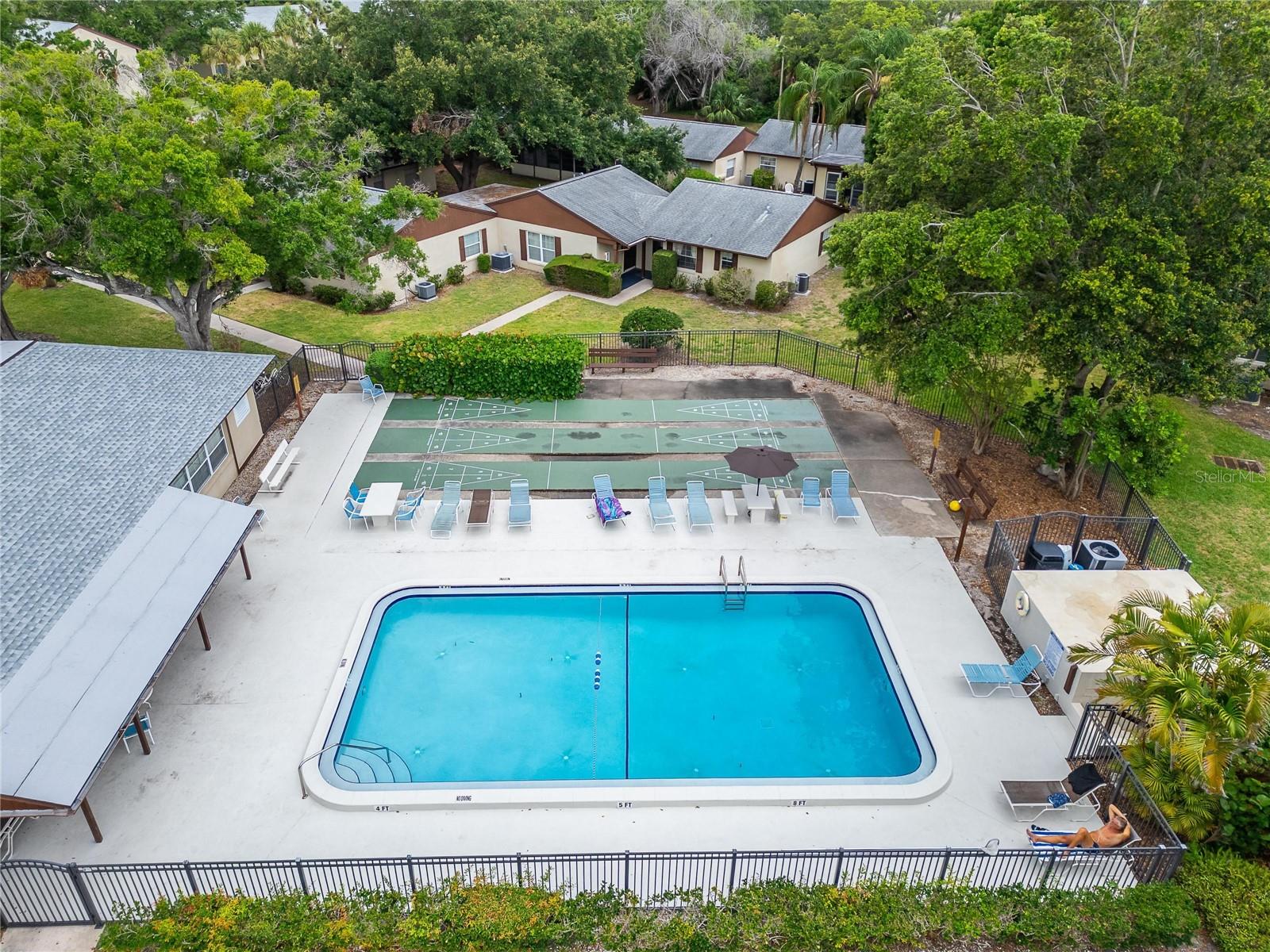 Image 73 of 76 For 4215 Bay Drive 1005d