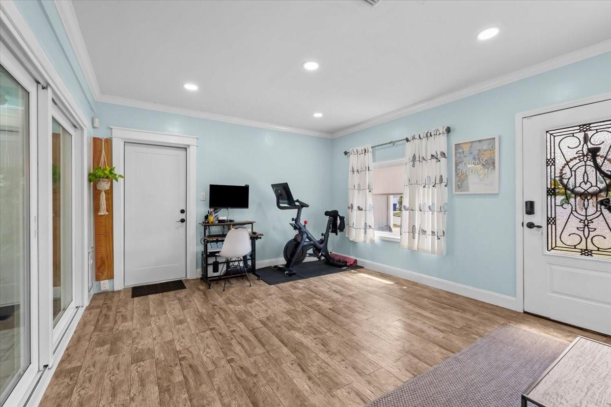 Image 25 of 45 For 5401 3rd Avenue N