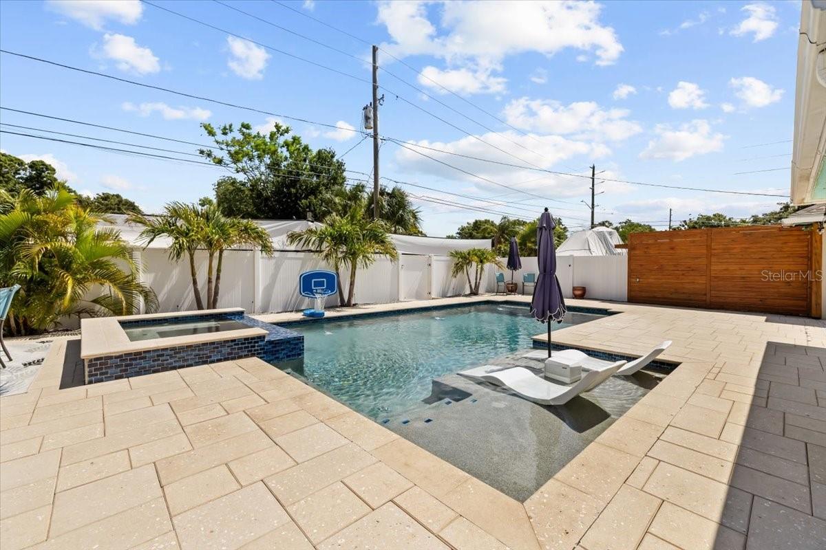 Image 31 of 45 For 5401 3rd Avenue N
