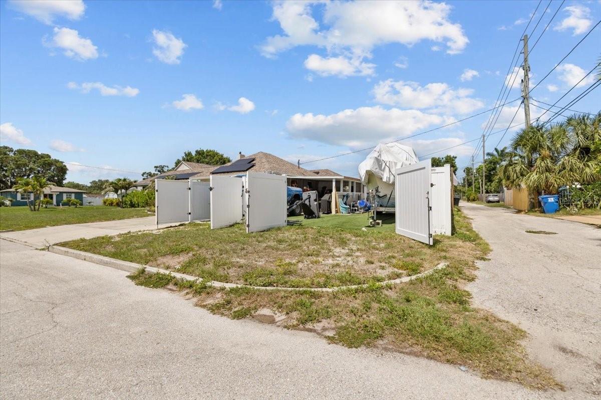 Image 34 of 45 For 5401 3rd Avenue N