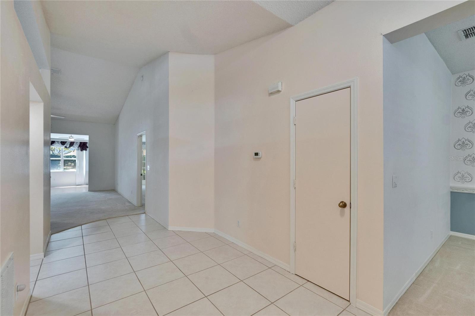 Image 5 of 34 For 1034 Mcdaniel Street 1034