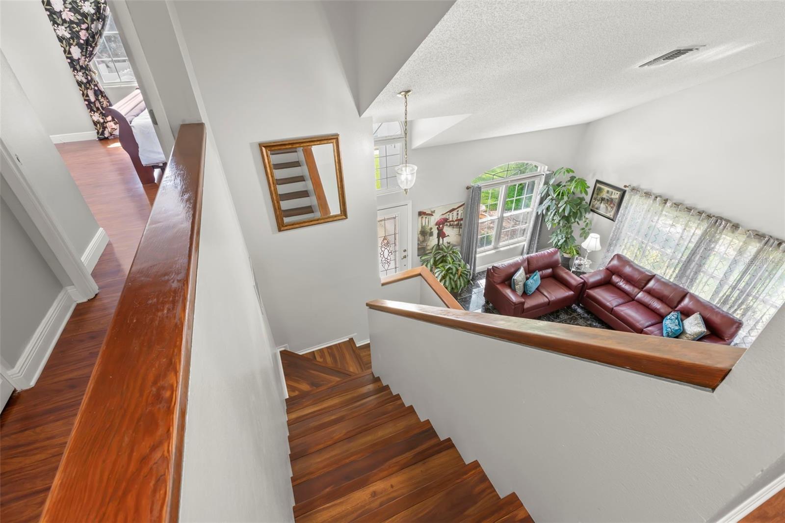 Listing photo id 21 for 1213 Barmere Lane