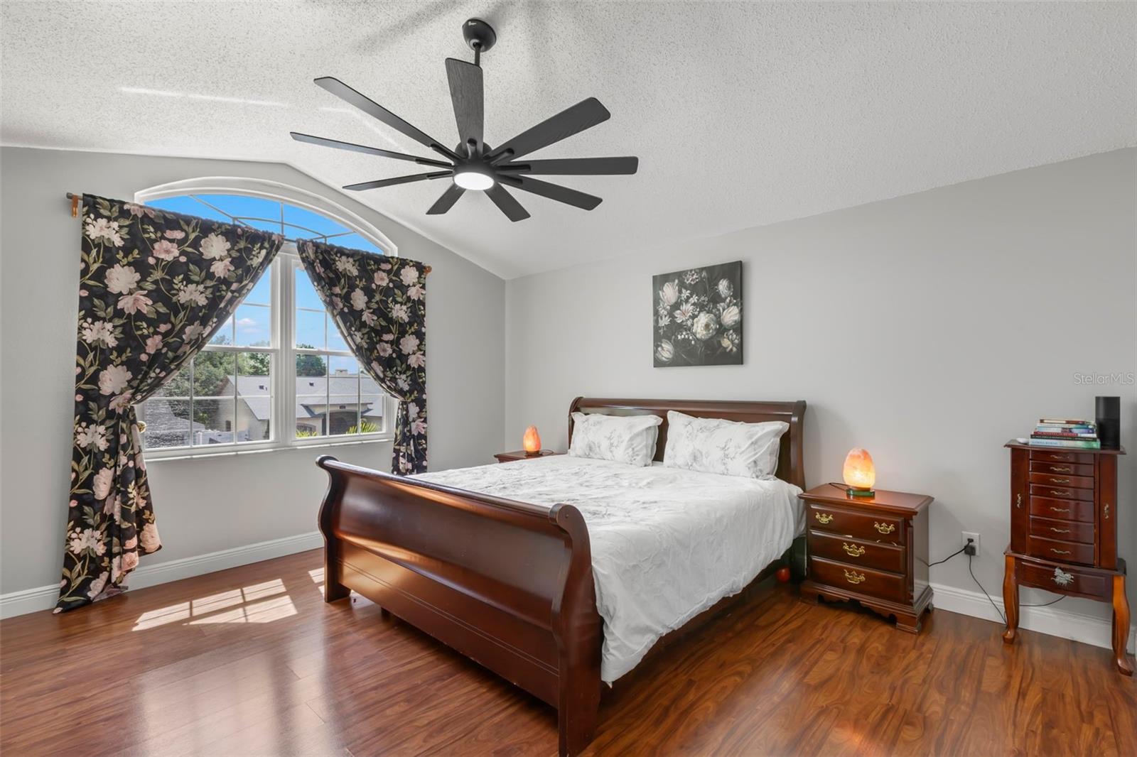 Listing photo id 22 for 1213 Barmere Lane