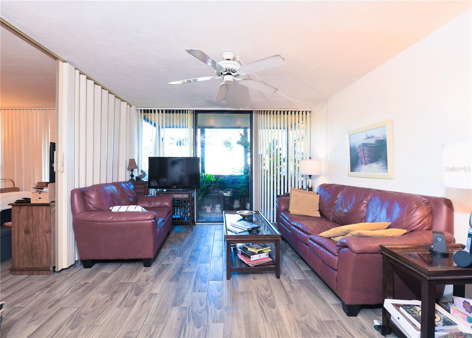 Image 5 of 10 For 618 Bird Bay Drive S 111