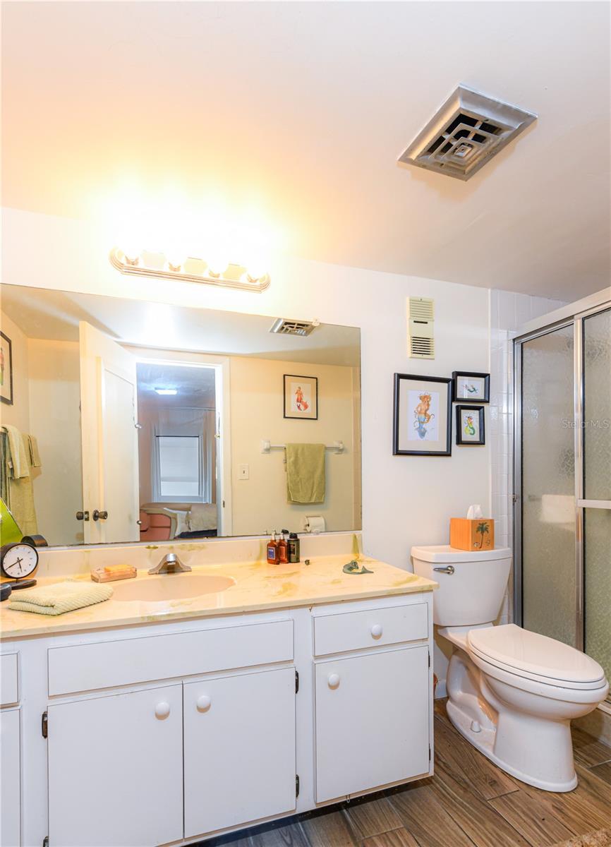 Image 9 of 10 For 618 Bird Bay Drive S 111