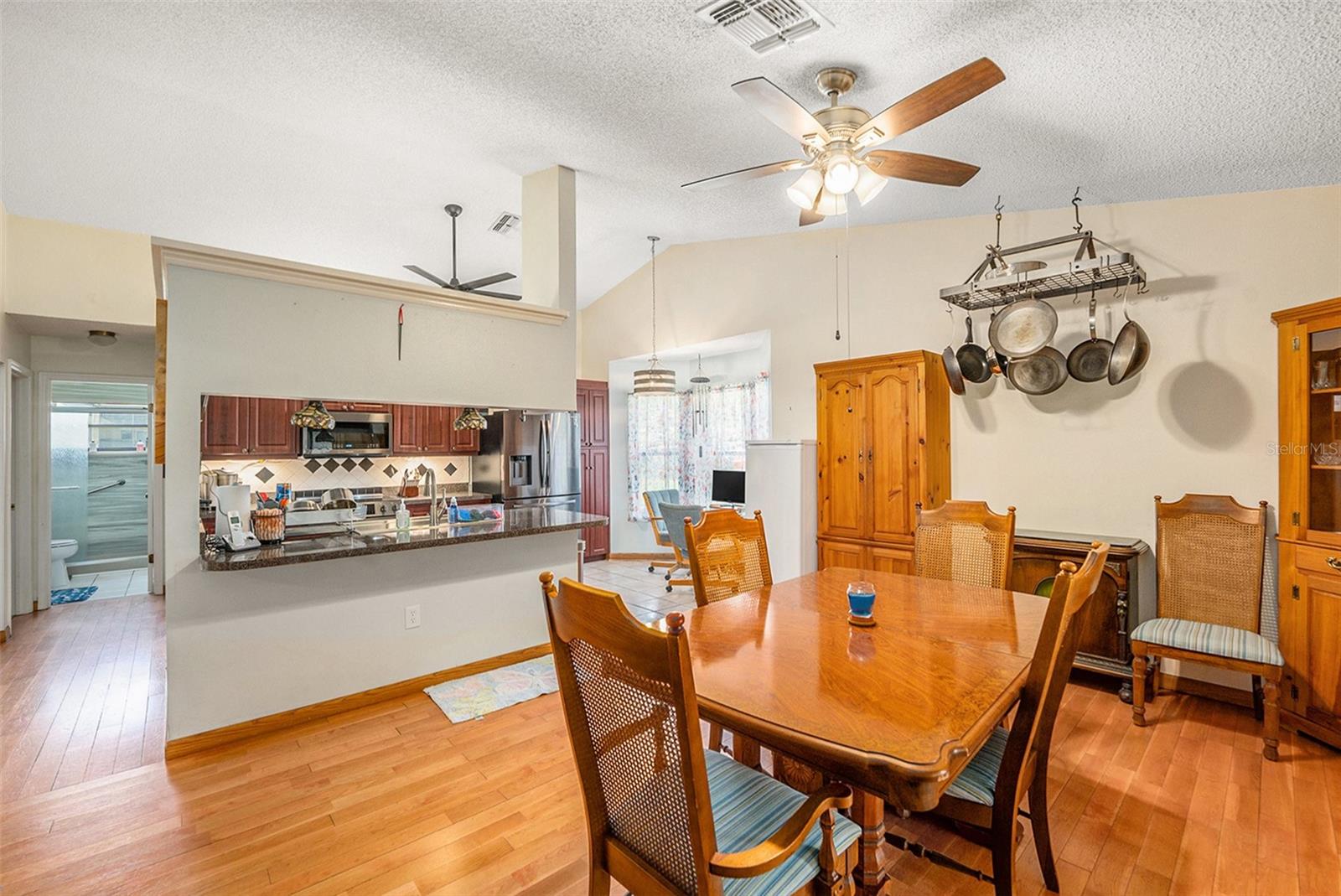 Image 10 of 40 For 8135 Golf Club Court