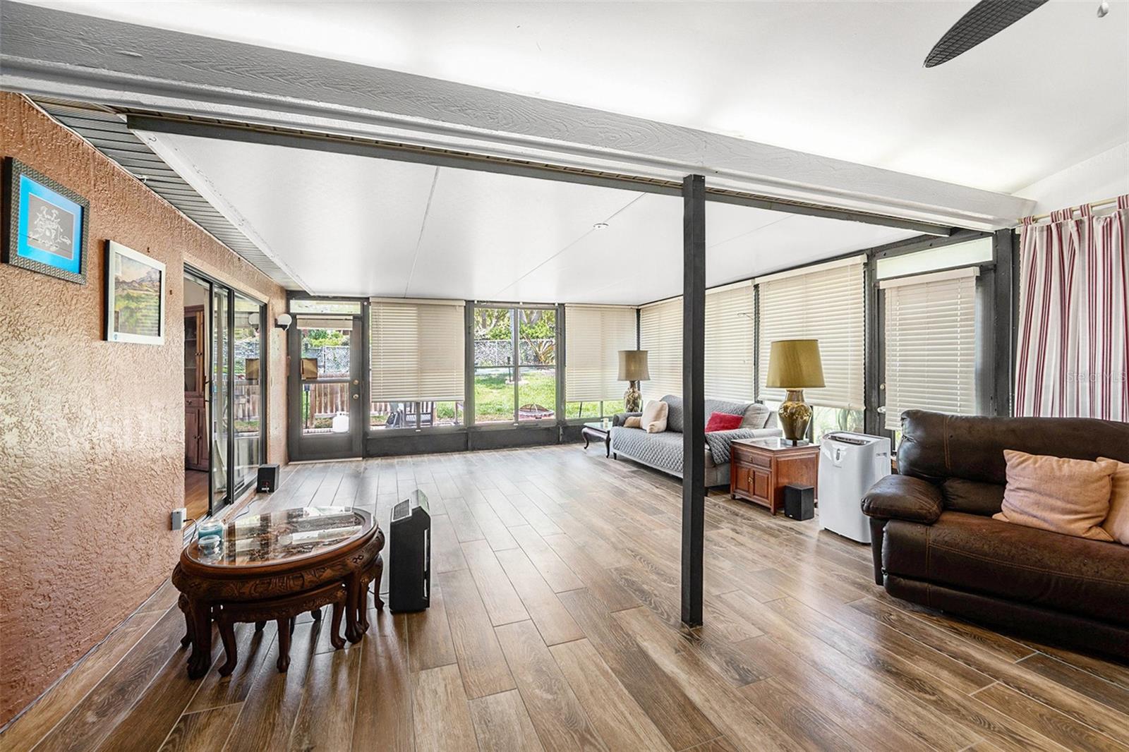 Image 26 of 40 For 8135 Golf Club Court