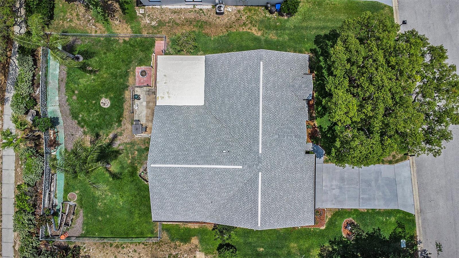 Image 31 of 40 For 8135 Golf Club Court